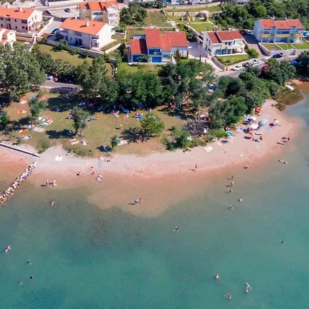 With Parking Space Soline, Krk - 20895 Daire Dobrinj