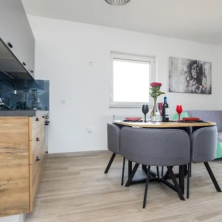 Daire With Parking Space Soline, Krk - 20895 *